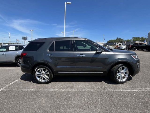 Certified 2017 Ford Explorer Limited w/ Equipment Group 301A image 2