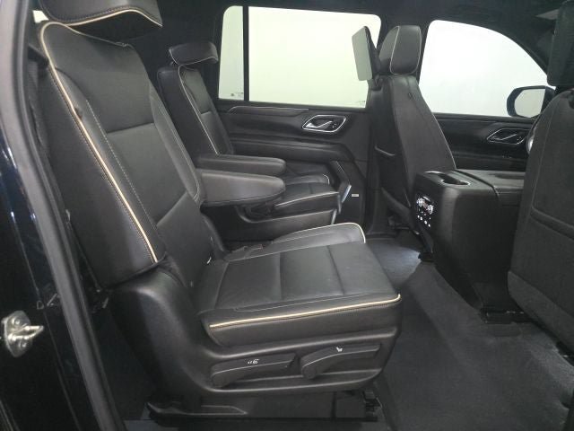Used 2021 GMC Yukon XL SLT AWD/4WD image 7