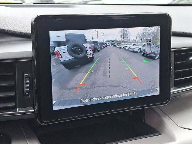 Certified 2023 Ford Explorer XLT w/ Equipment Group 202A AWD/4WD image 15
