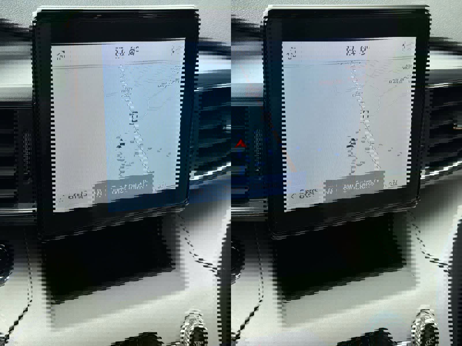 Certified 2020 Ford Explorer XLT w/ Equipment Group 202A image 29