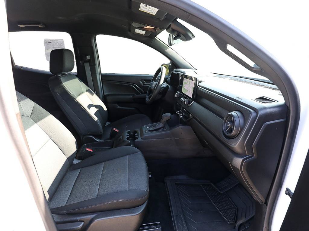 Used 2024 Chevrolet Colorado W/T AWD/4WD image 23