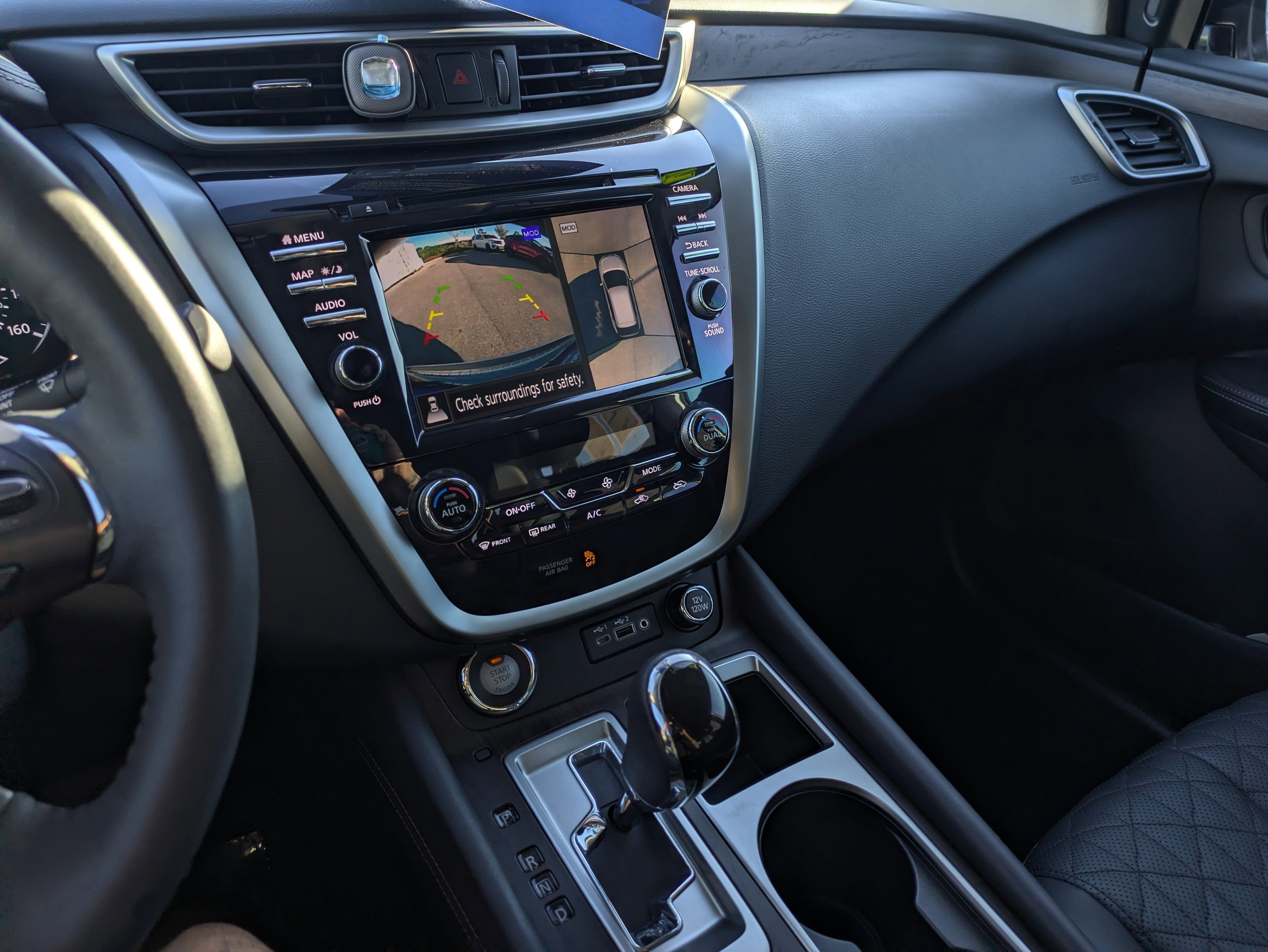 Used 2024 Nissan Murano Platinum w/ Cargo Package image 32