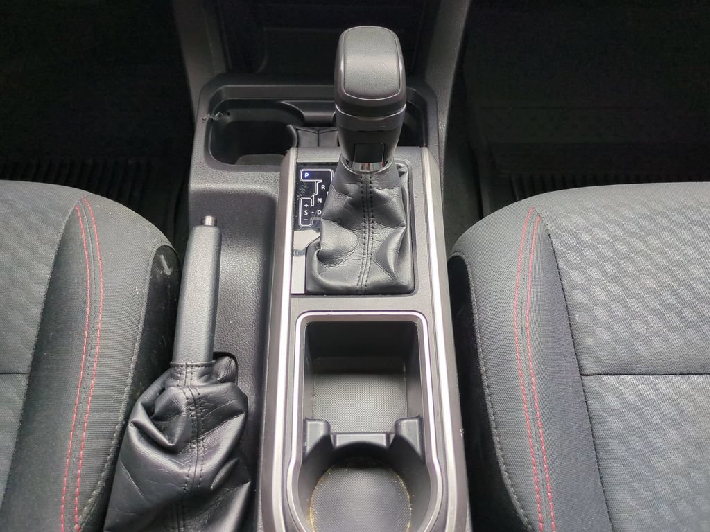 Used 2022 Toyota Tacoma SR5 RWD image 23