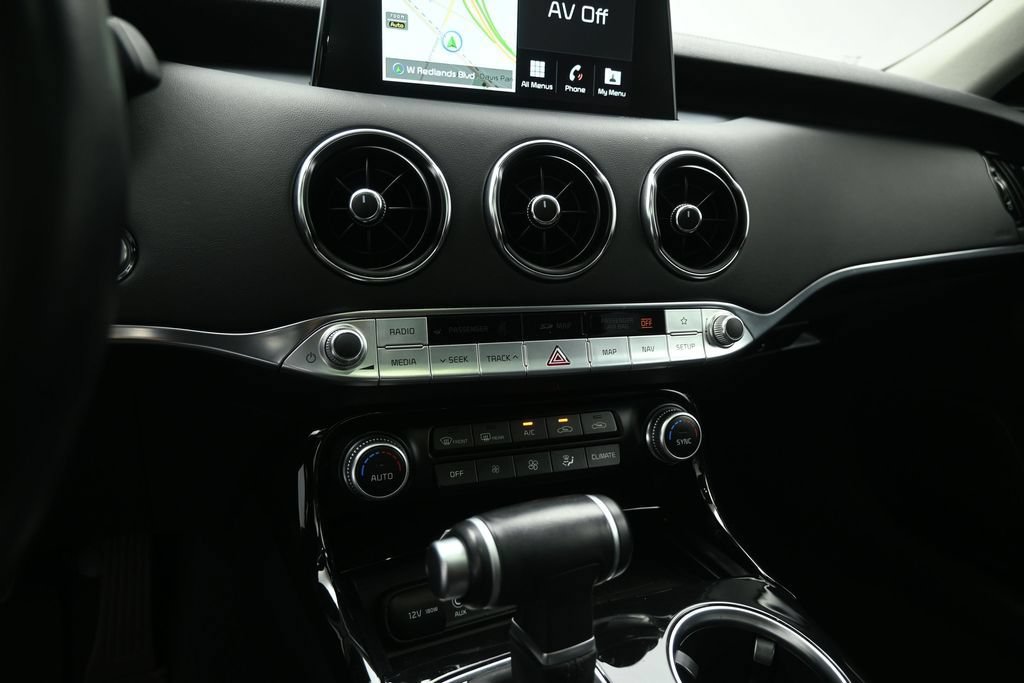 Used 2019 Kia Stinger Premium RWD image 15