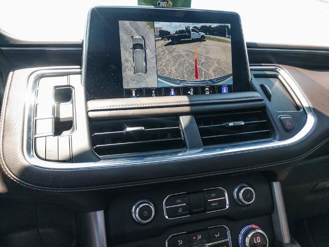 Used 2023 GMC Yukon XL SLT w/ SLT Premium Package RWD image 21