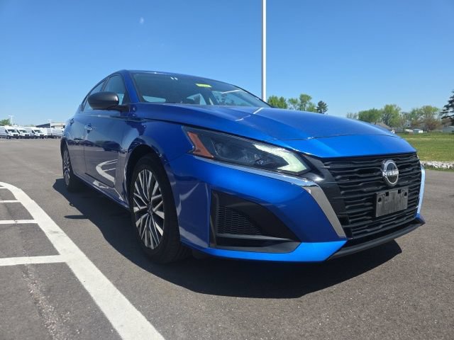 Used 2025 Nissan Altima 2.5 SV