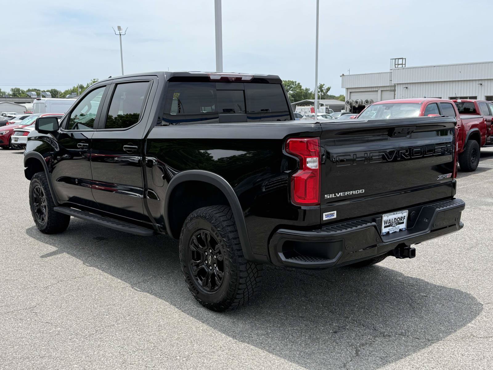 Used 2022 Chevrolet Silverado 1500 ZR2 w/ Technology Package AWD/4WD image 4