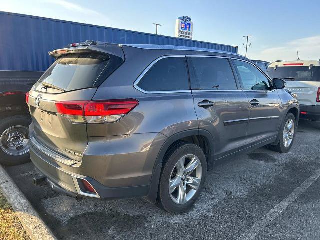 Used 2018 Toyota Highlander Limited w/ Protection Package #3 AWD/4WD image 4