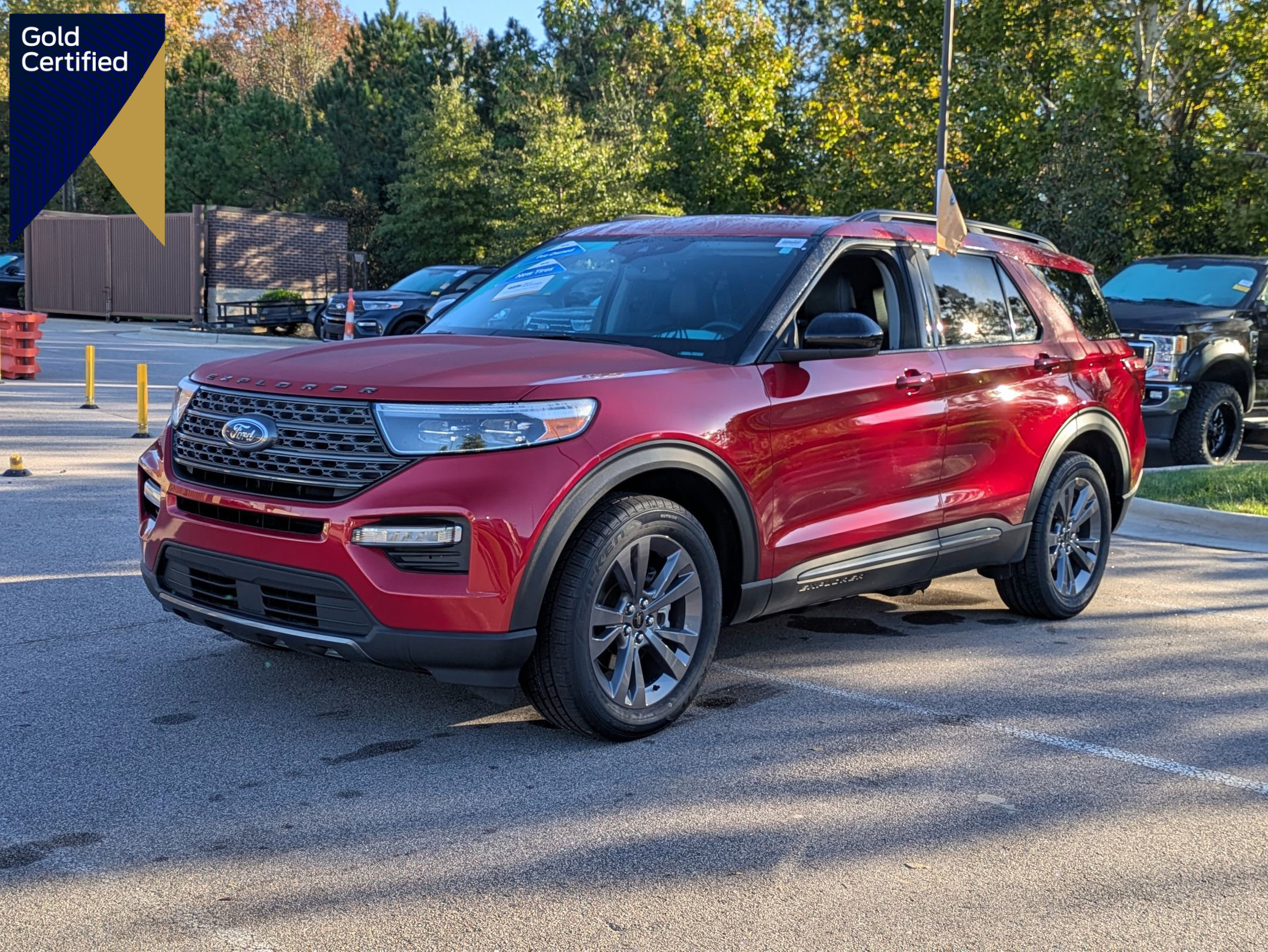 Certified 2023 Ford Explorer XLT w/ Equipment Group 202A