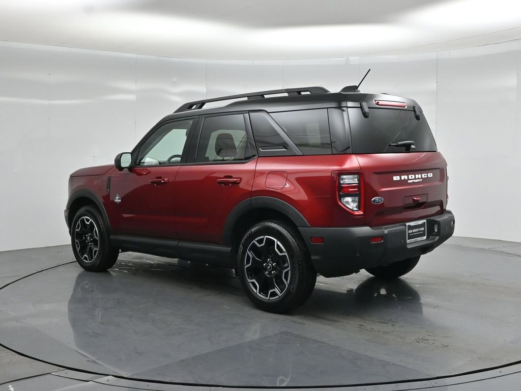Certified 2025 Ford Bronco Sport Outer Banks w/ Outer Banks Tech Package+ AWD/4WD image 7