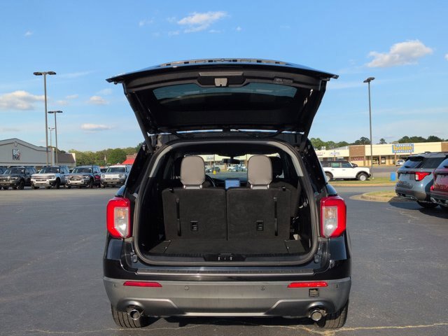 Certified 2021 Ford Explorer XLT w/ Equipment Group 202A RWD image 33