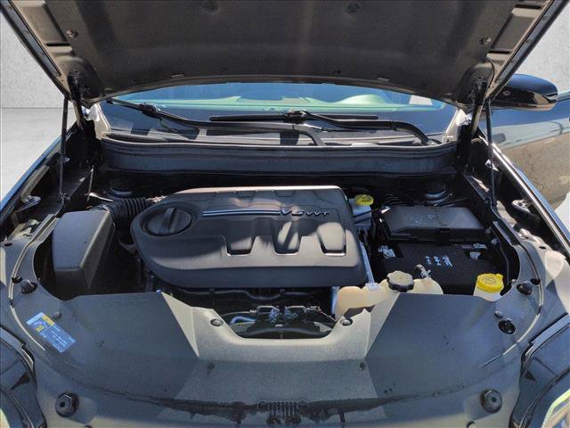 Used 2022 Jeep Cherokee Trailhawk AWD/4WD image 22