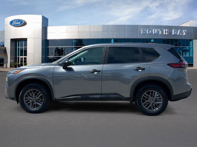 Used 2024 Nissan Rogue S FWD image 2