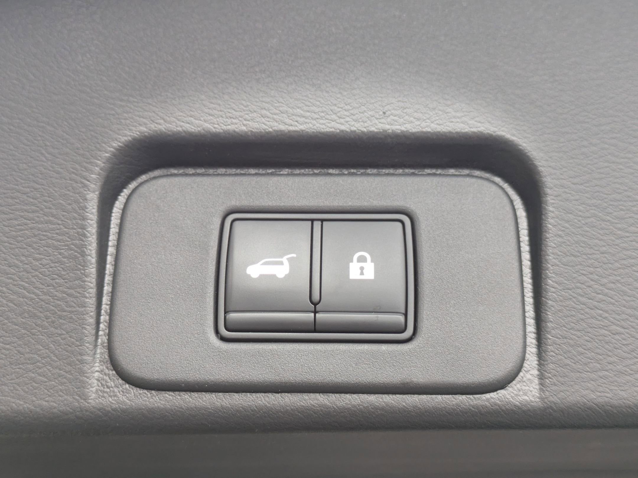 Used 2022 Nissan Rogue SL w/ SL Premium Package image 33