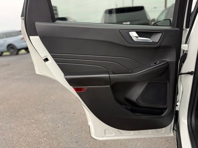 Certified 2023 Ford Escape Platinum AWD/4WD image 17