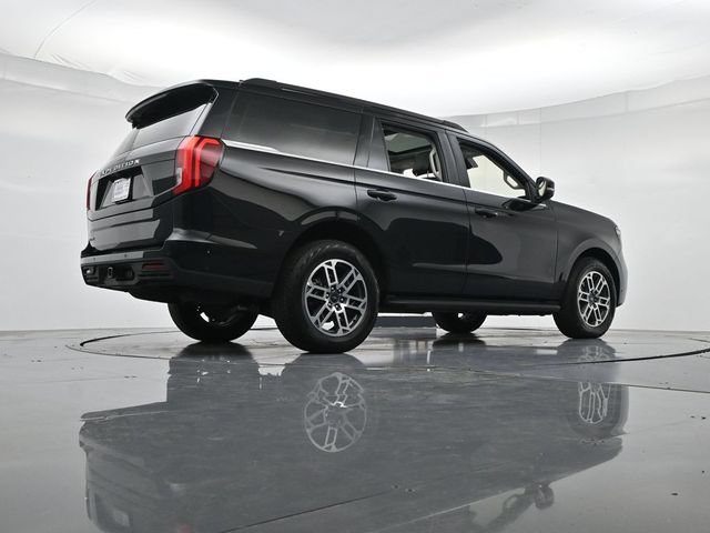 Certified 2025 Ford Expedition Active AWD/4WD image 36