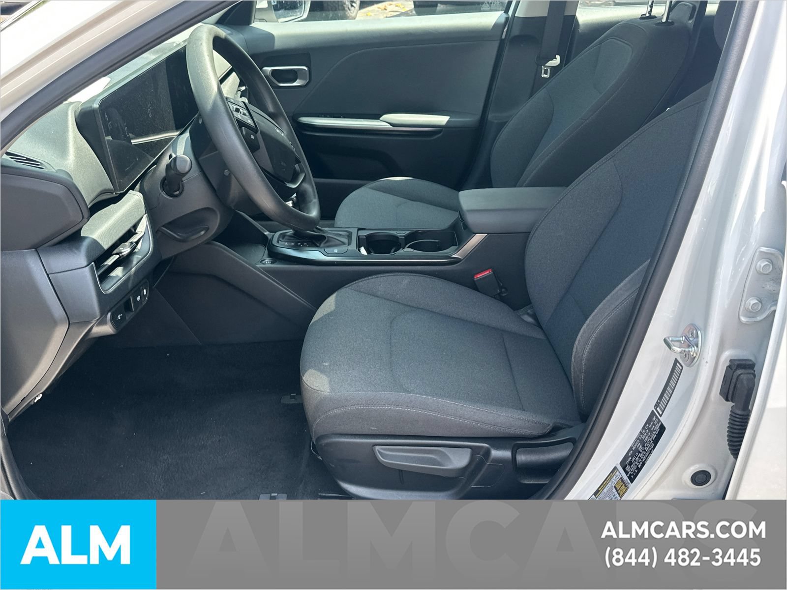 Used 2025 Kia K4 FWD image 10