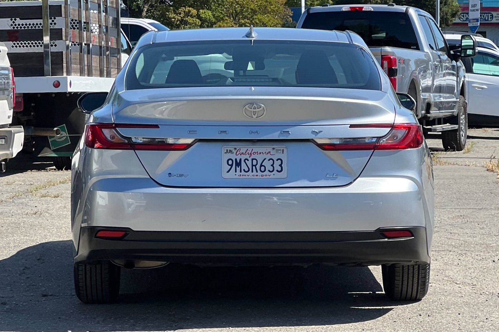 Used 2025 Toyota Camry LE FWD image 6