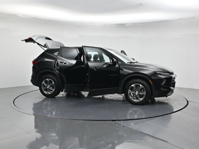 Used 2023 Chevrolet Blazer LT w/ Driver Confidence Package FWD image 52