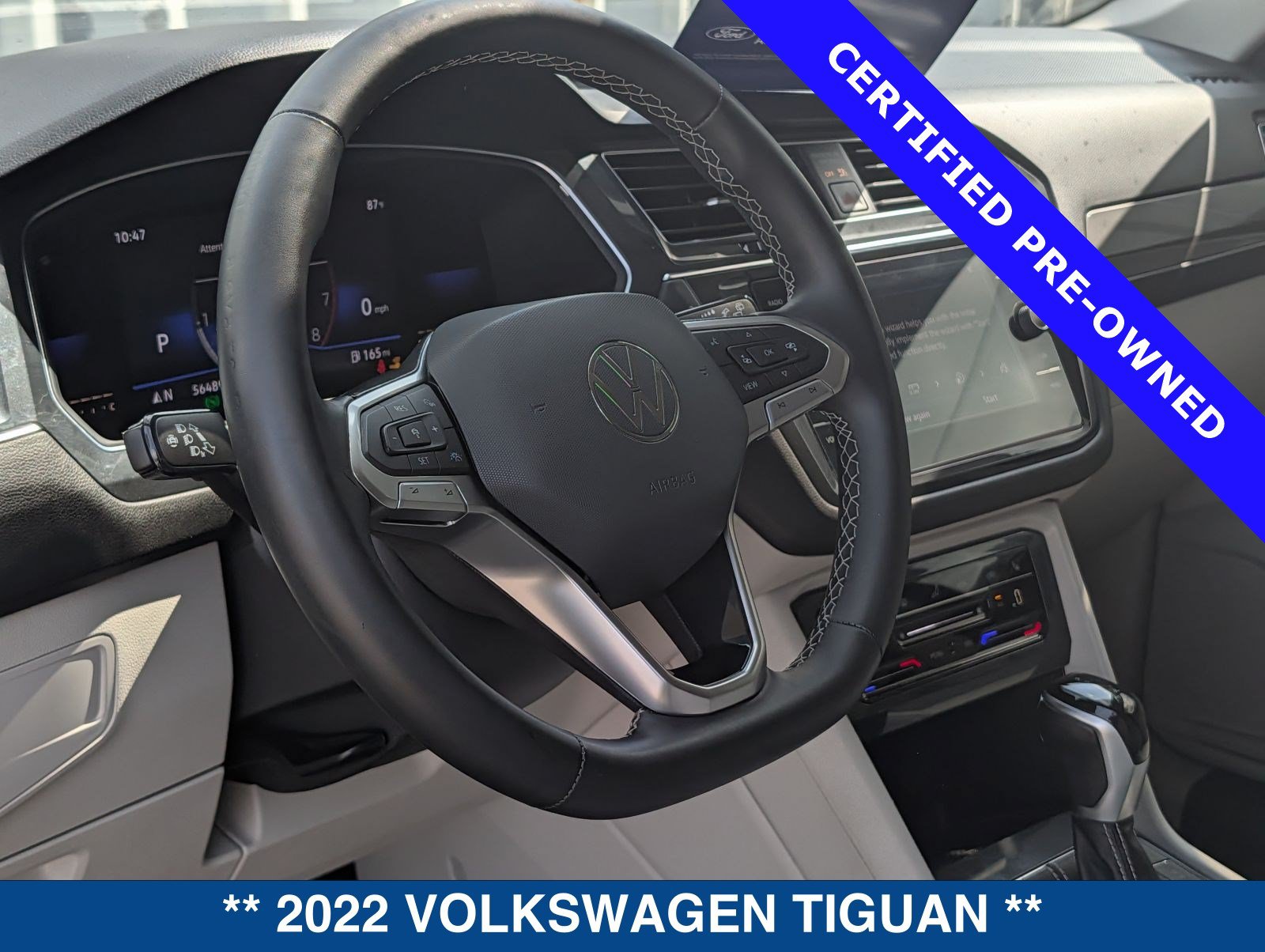 Used 2022 Volkswagen Tiguan SE FWD image 23