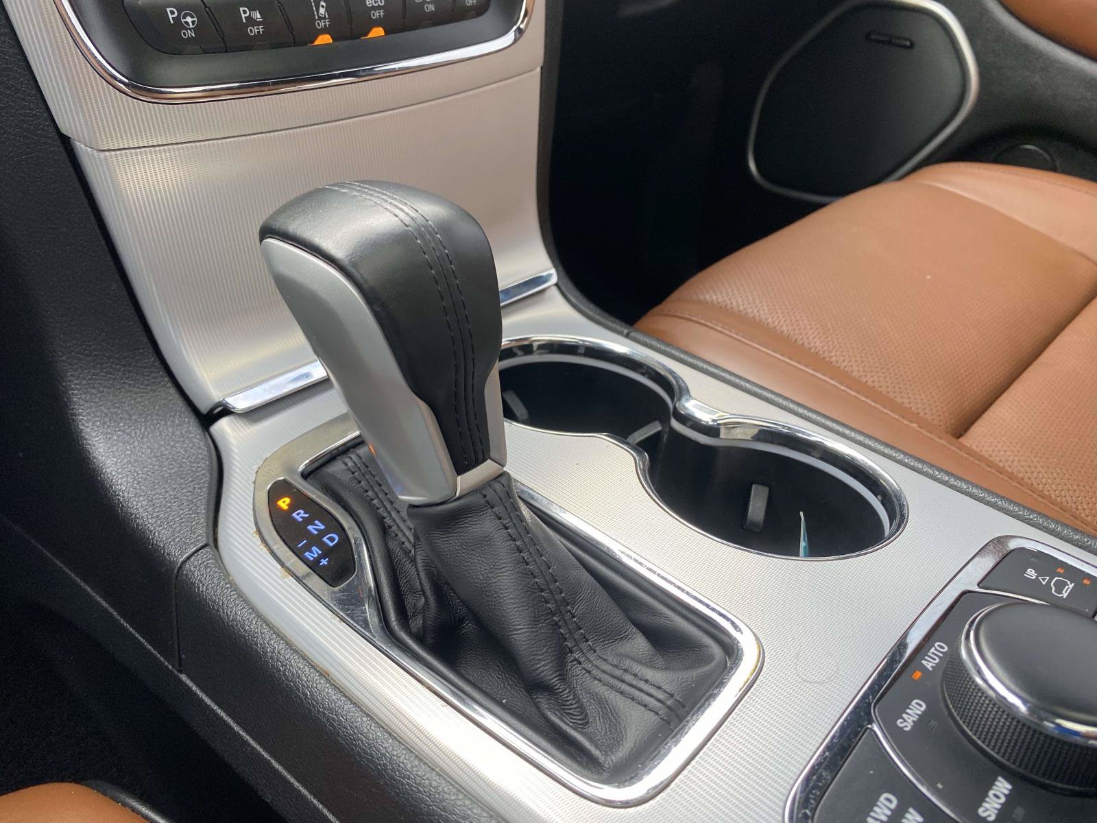 Used 2018 Jeep Grand Cherokee Summit w/ Platinum Series Group AWD/4WD image 29