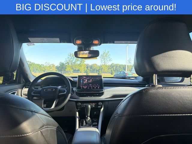 Used 2023 Jeep Compass Latitude AWD/4WD image 19