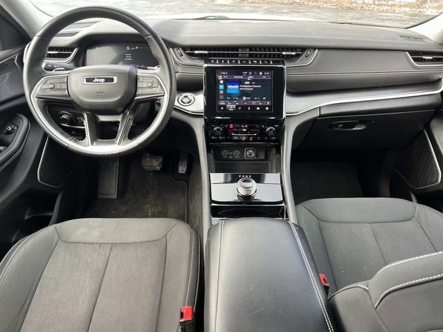 Used 2022 Jeep Grand Cherokee L Laredo w/ Luxury Tech Group I image 16