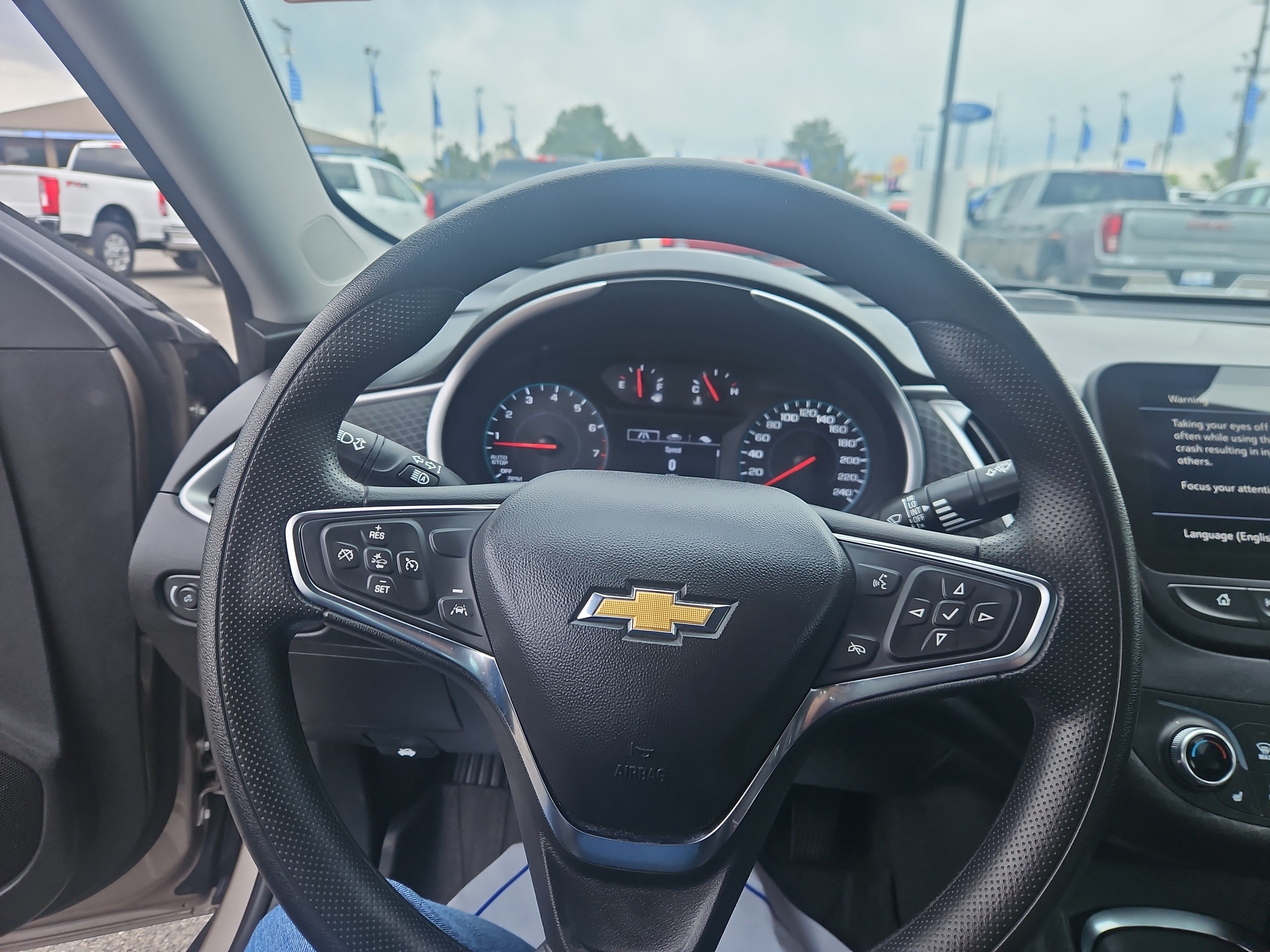 Used 2025 Chevrolet Malibu LT FWD image 13