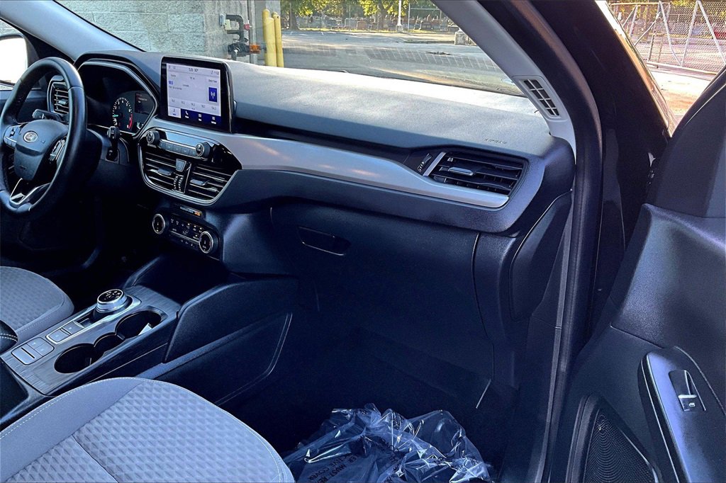Certified 2022 Ford Escape SE w/ Convenience Package image 15