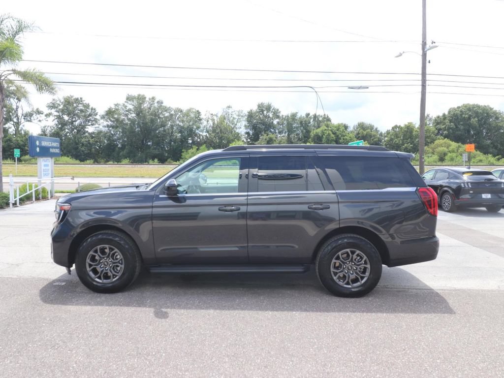 Certified 2025 Ford Expedition Active RWD image 8