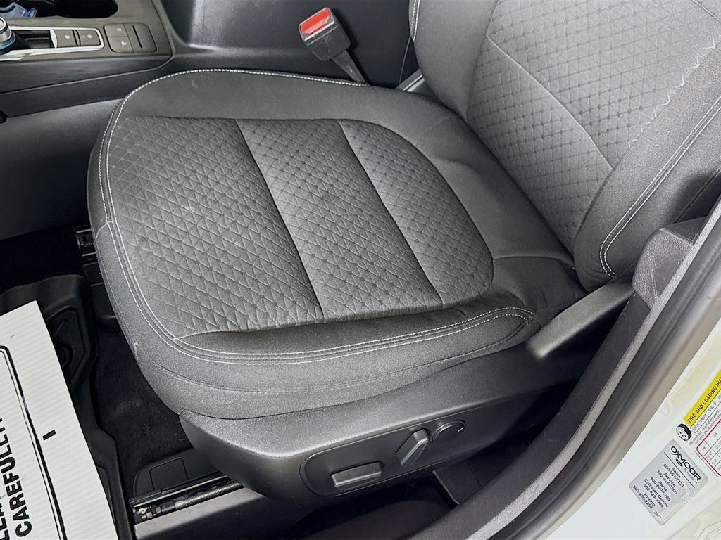 Certified 2023 Ford Escape Active AWD/4WD image 21