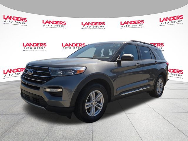 Certified 2023 Ford Explorer XLT w/ Equipment Group 202A RWD image 7
