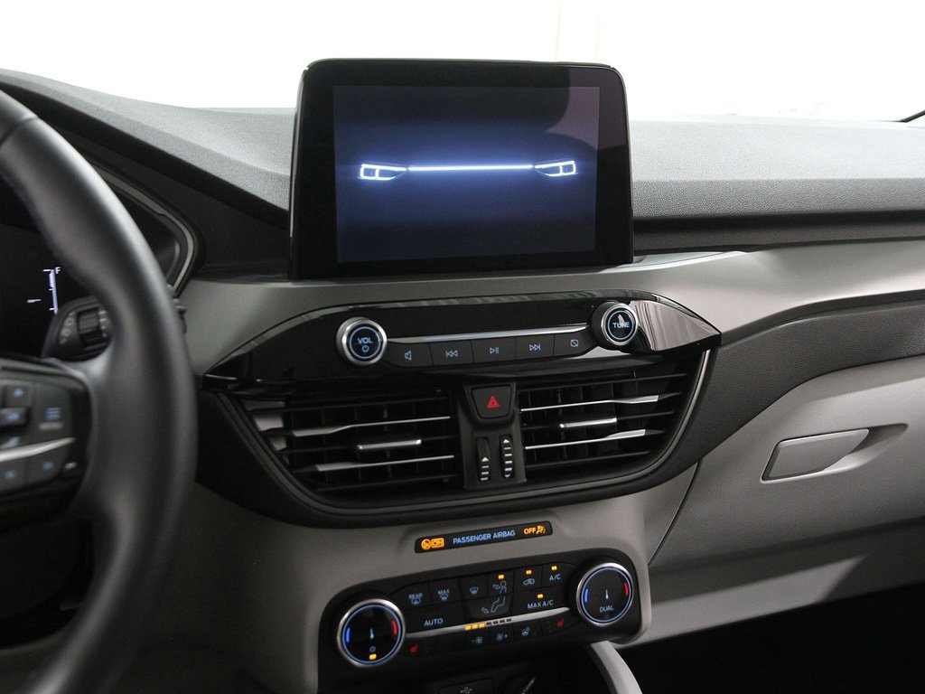 Certified 2025 Ford Escape Active w/ Cold Weather Package image 11