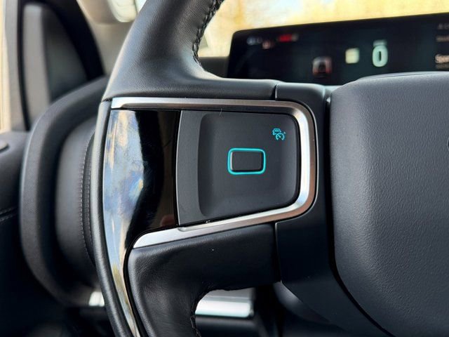 Certified 2025 Ford Expedition Max Platinum image 38