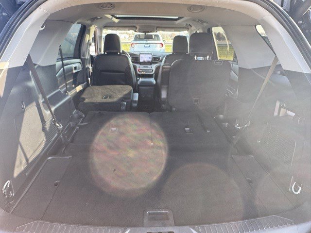 Certified 2023 Ford Explorer XLT w/ Equipment Group 202A image 31