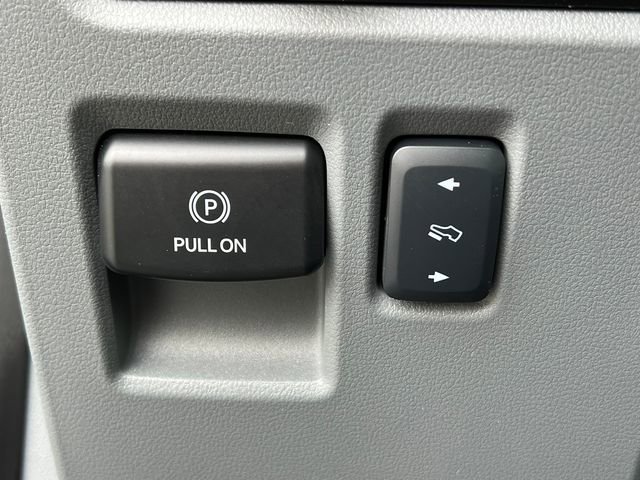 Certified 2024 Ford F150 Lightning Flash w/ Max Trailer Tow Package image 32