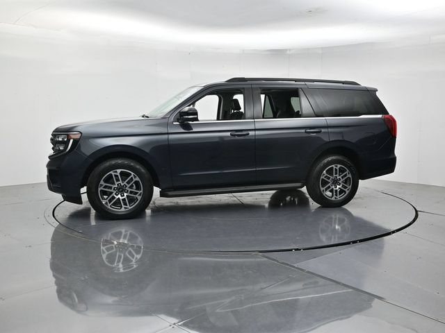 Certified 2025 Ford Expedition Active AWD/4WD image 6