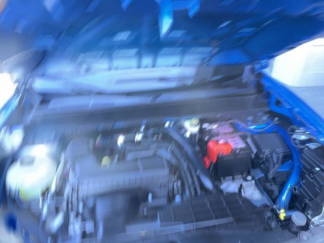 Certified 2025 Ford Maverick XL w/ Equipment Group 102A image 8