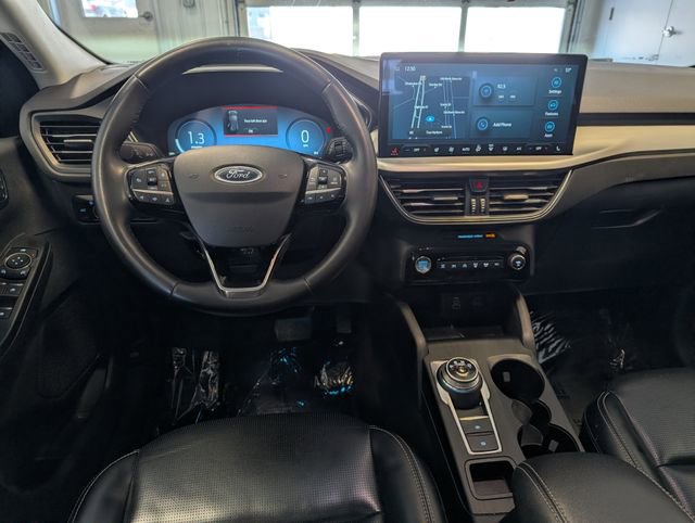 Certified 2024 Ford Escape Platinum AWD/4WD image 17