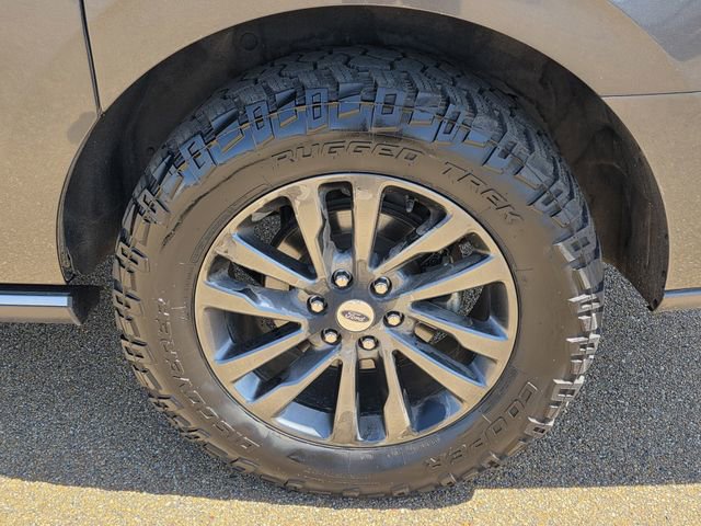 Certified 2021 Ford Expedition Max Limited image 32