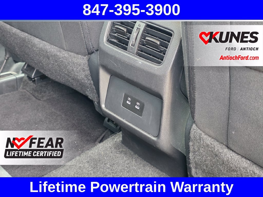 Used 2025 Nissan Rogue SV AWD/4WD image 33