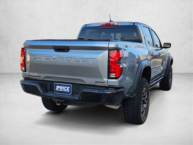Used 2024 Chevrolet Colorado ZR2 w/ ZR2 Convenience Package III image 3