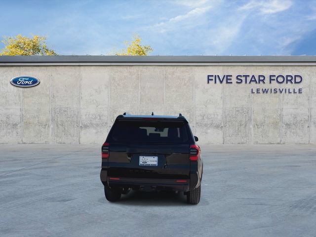 Used 2025 Toyota 4Runner SR5 RWD image 7