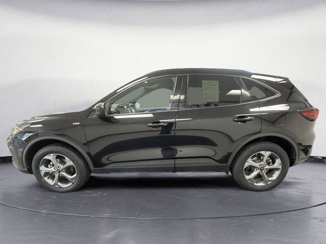 Certified 2025 Ford Escape ST-Line Select AWD/4WD image 5