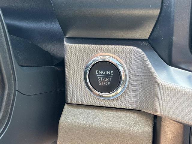 Certified 2025 Ford F250 Platinum w/ Platinum Plus Package AWD/4WD image 39