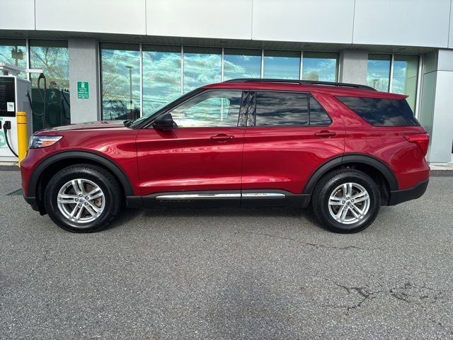 Certified 2023 Ford Explorer XLT w/ Equipment Group 202A image 2