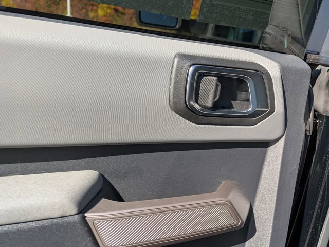 Certified 2022 Ford Bronco Black Diamond image 29