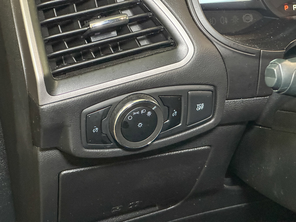 Certified 2024 Ford Edge SEL AWD/4WD image 21