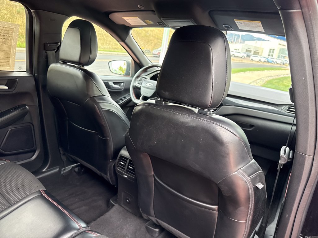 Certified 2024 Ford Escape ST-Line AWD/4WD image 28