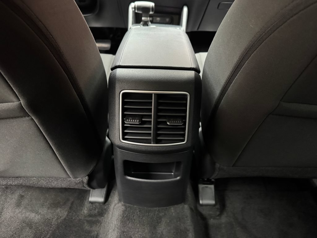 Used 2024 Kia Sportage LX AWD/4WD image 11